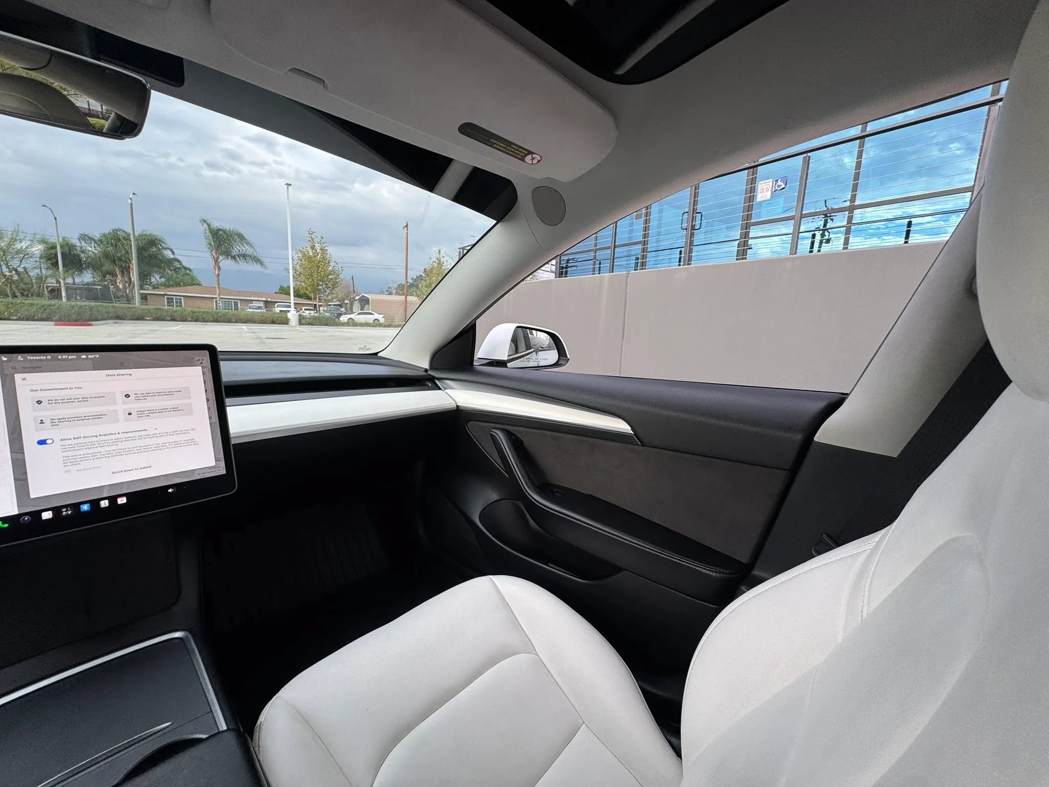 Used 2022 Tesla Model 3 Standard Range RWD image 18