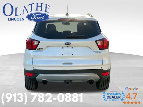 Used 2019 Ford Escape Titanium image 4