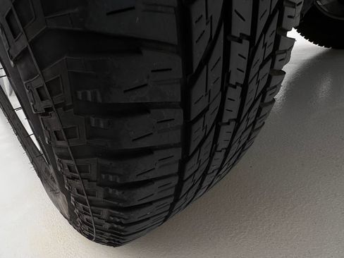 Used 2018 Jeep Wrangler Unlimited Sahara image 30