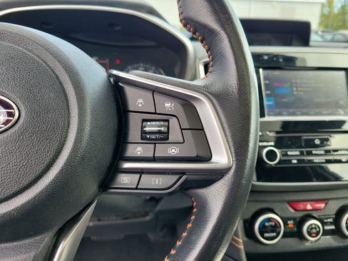 Used 2021 Subaru Crosstrek 2.0i Premium w/ Moonroof Package image 23