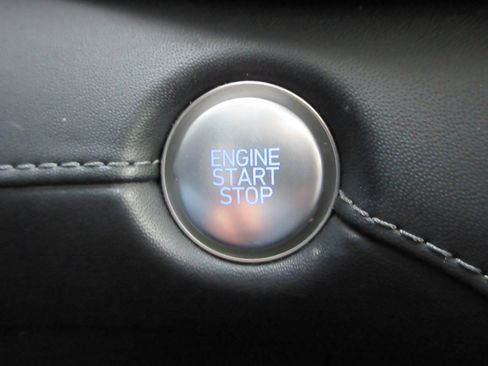 Used 2021 Hyundai Santa Fe Limited image 41