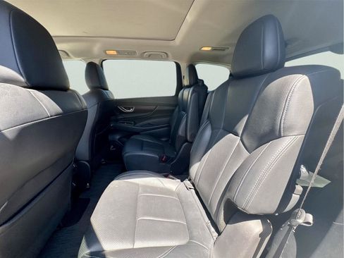 Used 2023 Subaru Ascent Touring AWD/4WD image 9