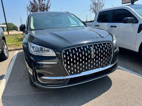 Used 2024 Lincoln Corsair Reserve w/ Equipment Group 202A AWD/4WD image 2