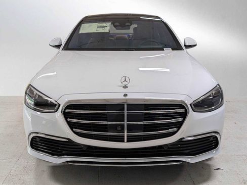 New 2025 Mercedes-Benz S 580 4MATIC Sedan image 8