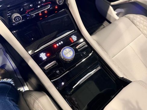 Used 2023 Jeep Grand Cherokee L Summit w/ Advanced Protech Group IV image 34