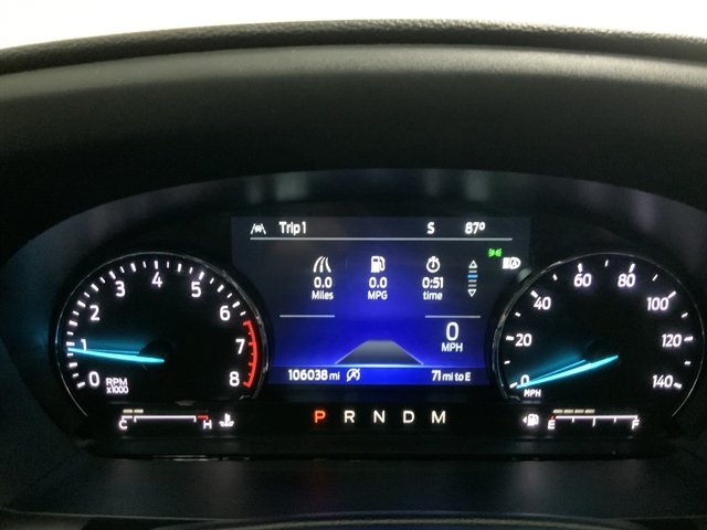 Used 2021 Ford Explorer XLT w/ Equipment Group 202A AWD/4WD image 25