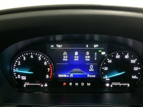 Used 2021 Ford Explorer XLT w/ Equipment Group 202A AWD/4WD image 25