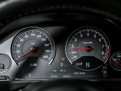 Used 2020 BMW M4 Coupe w/ Executive Package RWD image 22