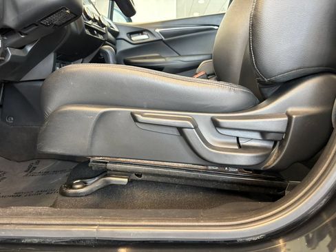 Used 2015 Honda Fit EX image 17