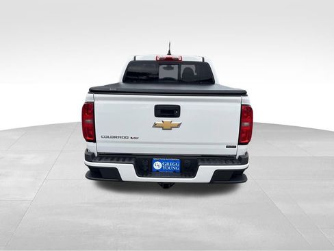 Used 2018 Chevrolet Colorado Z71 AWD/4WD image 5
