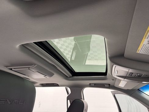 Used 2017 GMC Yukon Denali w/ Open Road Package image 33