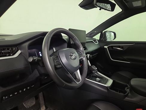 Used 2025 Toyota RAV4 XSE w/ Advanced Technology Package AWD/4WD image 14