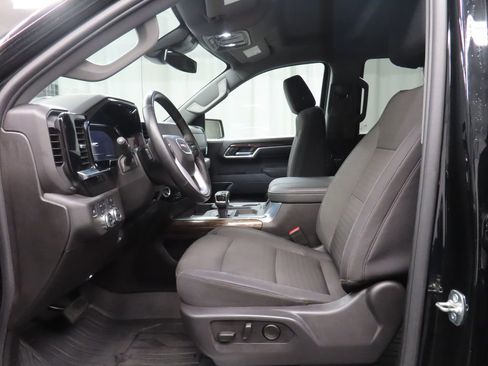 Used 2025 GMC Sierra 1500 Elevation AWD/4WD image 12