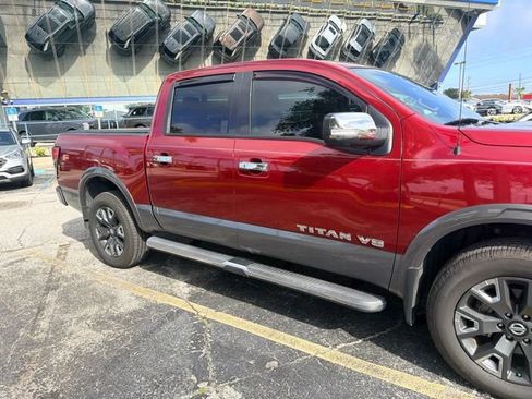 Used 2020 Nissan Titan Platinum Reserve w/ Moonroof Package AWD/4WD image 5