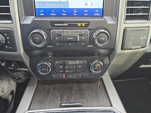 Used 2020 Ford F450 Lariat w/ Lariat Ultimate Package image 18