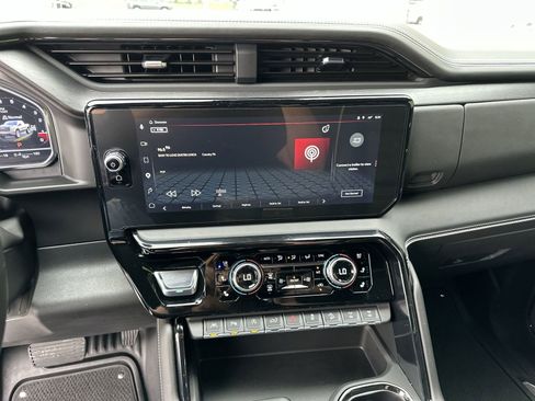 Used 2025 GMC Sierra 1500 AT4X AWD/4WD image 13