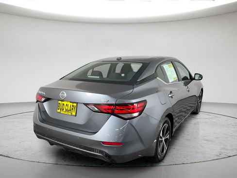 Used 2020 Nissan Sentra SV FWD image 3