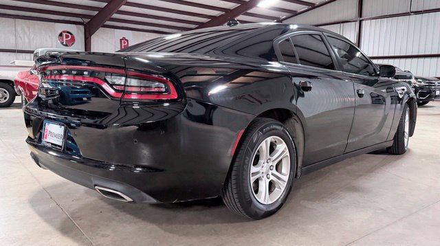 Used 2023 Dodge Charger SXT RWD image 3