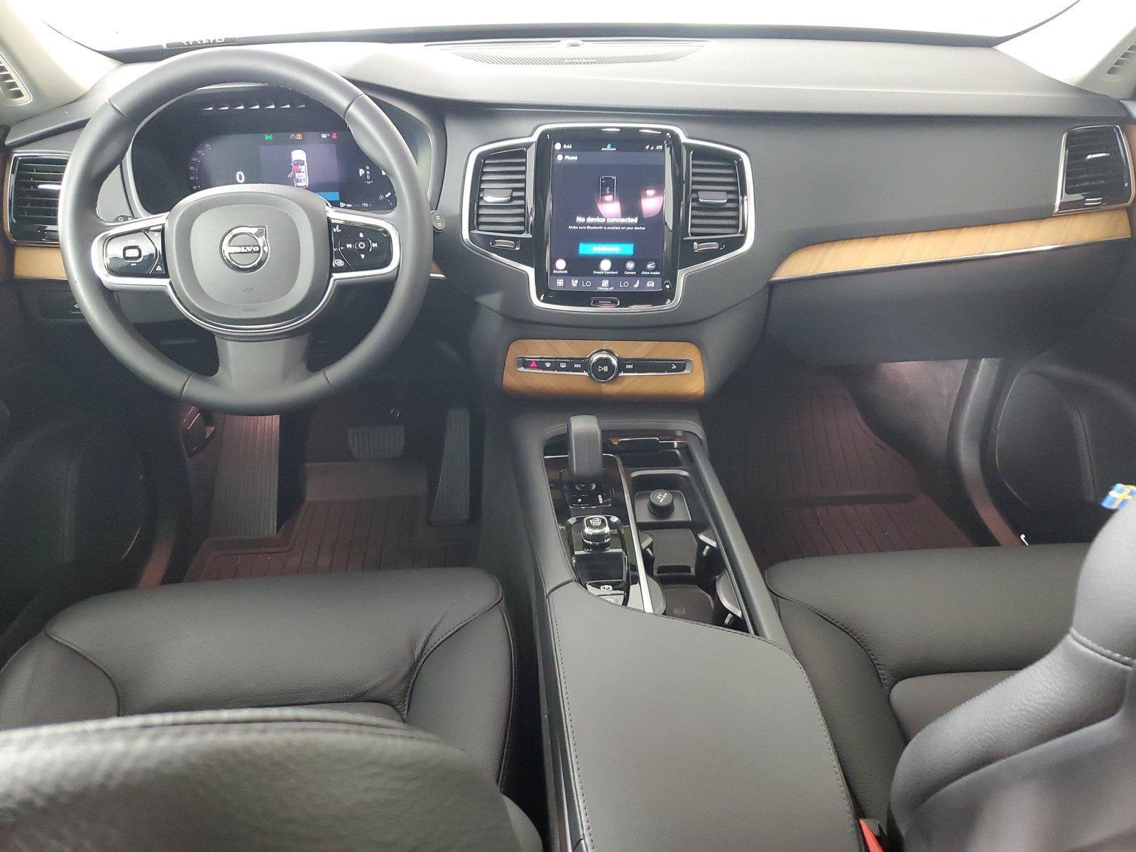 Used 2024 Volvo XC90 B6 Plus w/ Protection Package AWD/4WD image 15