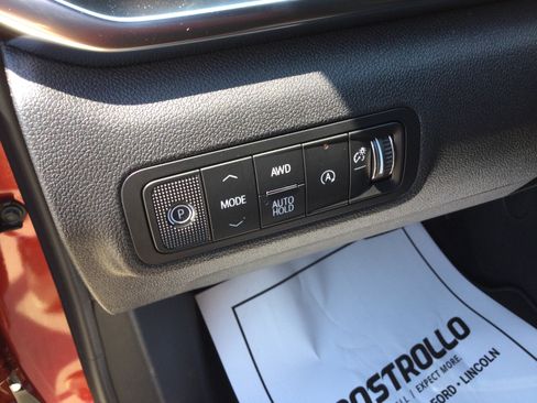 New 2027 GMC Terrain Elevation w/ Elevation Premium Package AWD/4WD image 9