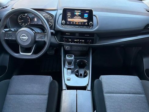 Used 2023 Nissan Rogue SV FWD image 15