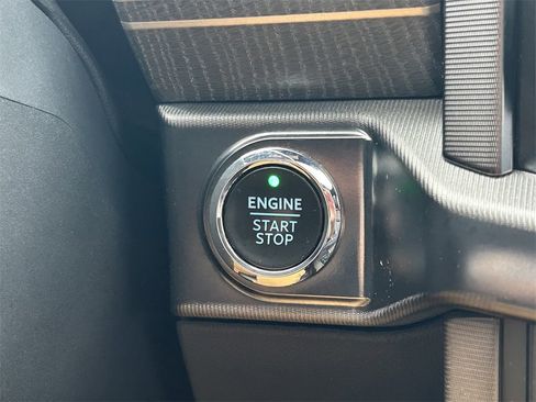 Used 2022 Ford F150 Platinum w/ Equipment Group 701A High image 39