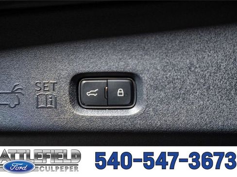 New 2025 Ford Expedition Active image 11