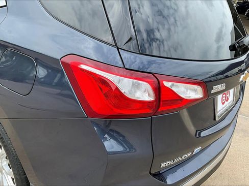 Used 2018 Chevrolet Equinox LT FWD image 27