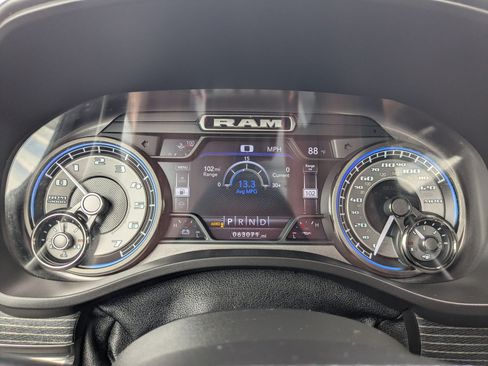 Used 2021 RAM 1500 Limited AWD/4WD image 17