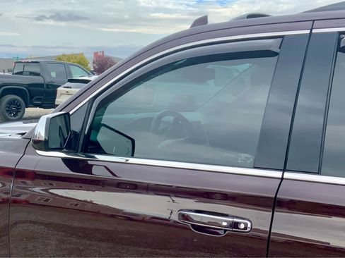 Used 2020 Chevrolet Tahoe Premier w/ 6.2L Performance Package image 14