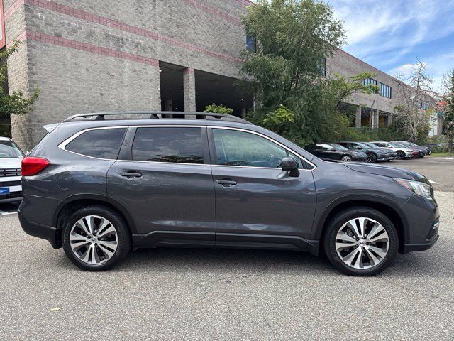 Used 2019 Subaru Ascent Premium AWD/4WD image 14