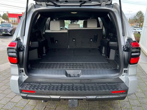New 2025 Toyota 4Runner SR5 image 25