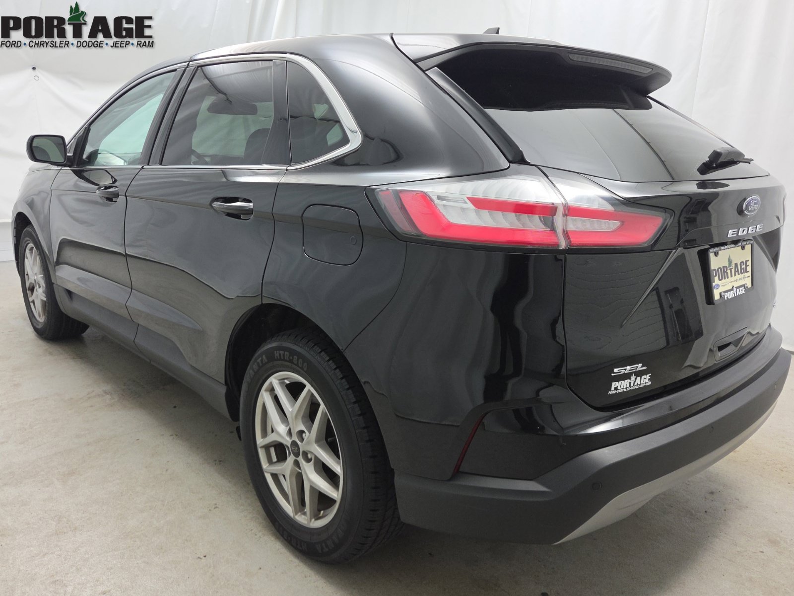 Used 2024 Ford Edge SEL AWD/4WD image 5