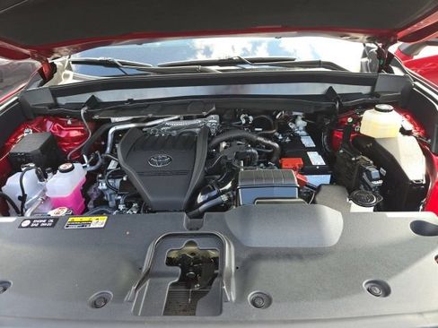 Used 2025 Toyota Grand Highlander FWD image 29