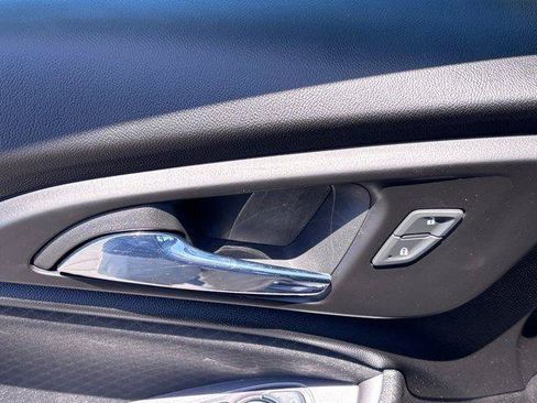 Used 2023 Chevrolet Malibu LT w/ Driver Confidence Package FWD image 18