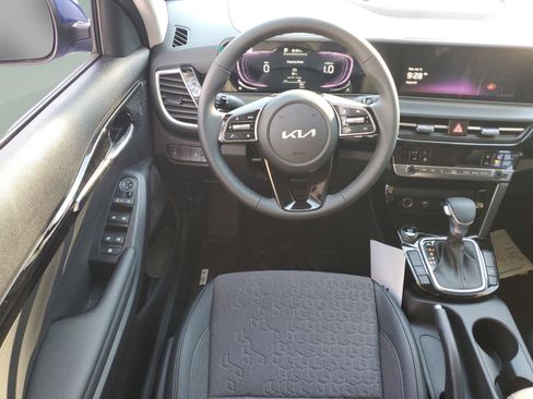 New 2026 Kia Seltos S FWD image 24