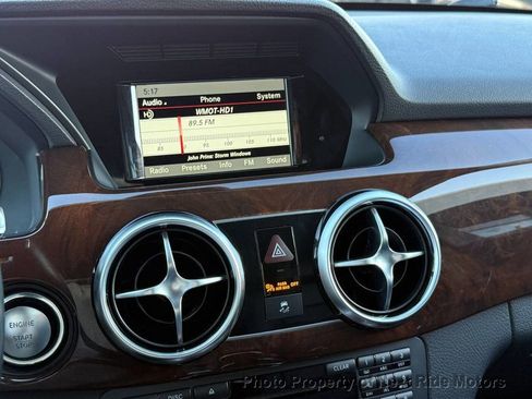 Used 2015 Mercedes-Benz GLK 250 BlueTEC 4MATIC image 10