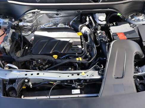 Certified 2024 Chevrolet Trax LT image 41