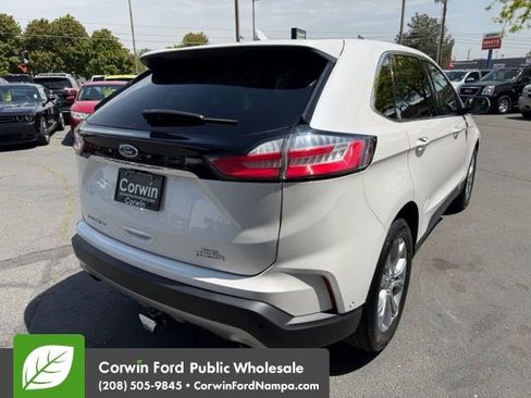 Used 2019 Ford Edge Titanium w/ Equipment Group 301A AWD/4WD image 5