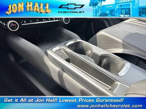 New 2025 Chevrolet Equinox EV RS image 30