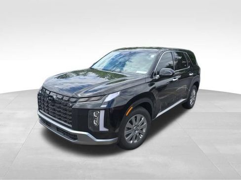 Used 2025 Hyundai Palisade SE AWD/4WD image 2