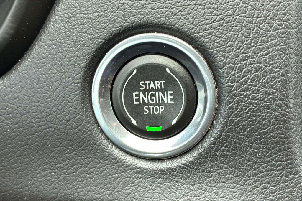Used 2020 Cadillac XT4 Sport FWD image 15