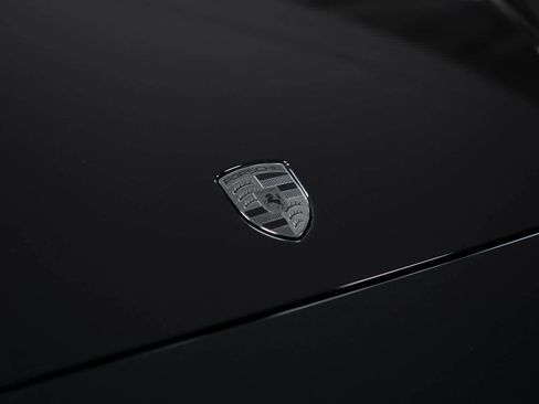 Certified 2025 Porsche Panamera Turbo AWD/4WD image 17