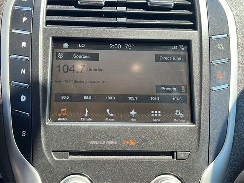 Used 2017 Lincoln MKC Reserve image 27