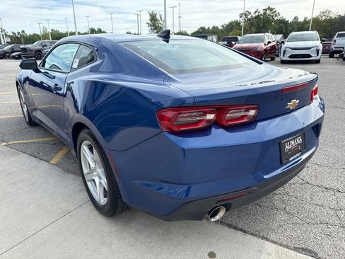 Used 2023 Chevrolet Camaro LT RWD image 7