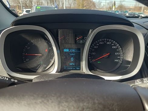 Used 2017 Chevrolet Equinox LT w/ Convenience Package image 19