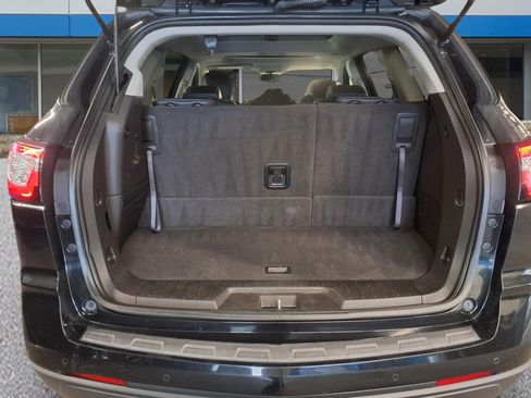 Used 2014 Chevrolet Traverse LT FWD image 5
