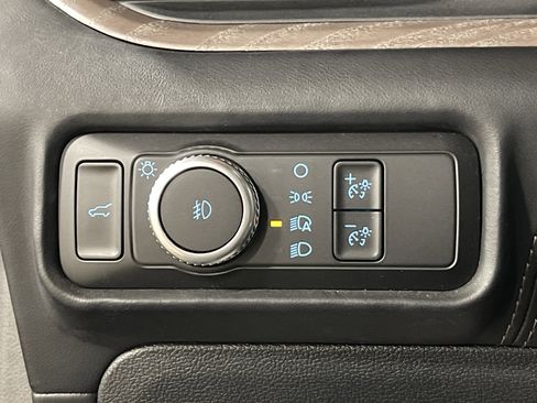 Used 2022 Ford Explorer Platinum w/ Equipment Group 601A image 22