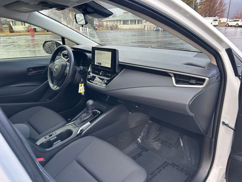 Used 2026 Toyota Corolla LE image 28