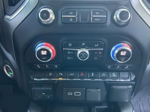 Used 2022 GMC Sierra 2500 Denali image 18
